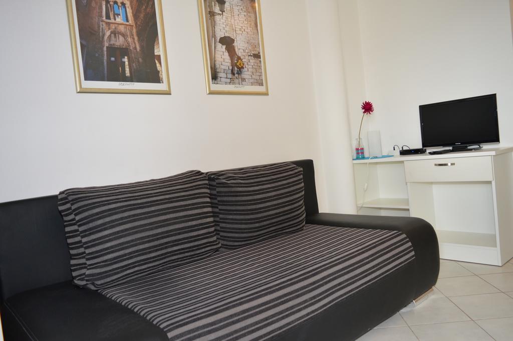 Permarinus Apartments Podstrana Chambre photo