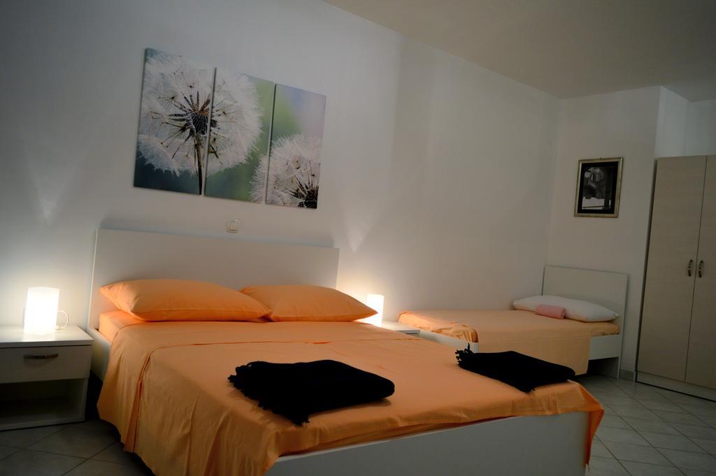 Permarinus Apartments Podstrana Chambre photo